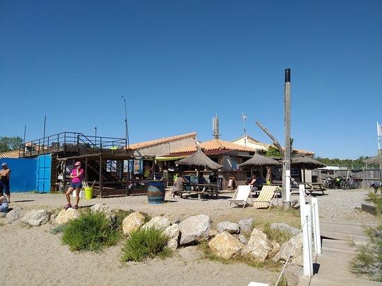 SAINT-PIERRE-LA-MER — École de voile et de glisse